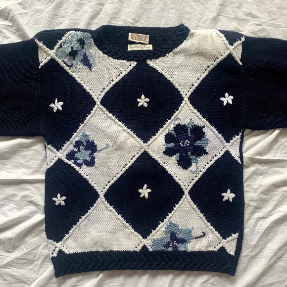 Vintage Embroidered Knit Crewneck - Picture 2 of 4